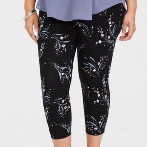 Torrid | Studio Ponte Slim Crop Pixie Pants Floral Print Pull On Stretch Sz 2X T